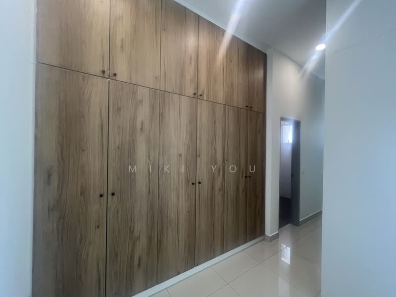 2-storey Terraced House for Rent in Kota Kemuning (Shah Alam) - Miki You - Corridor - PropertyGuru.com.my