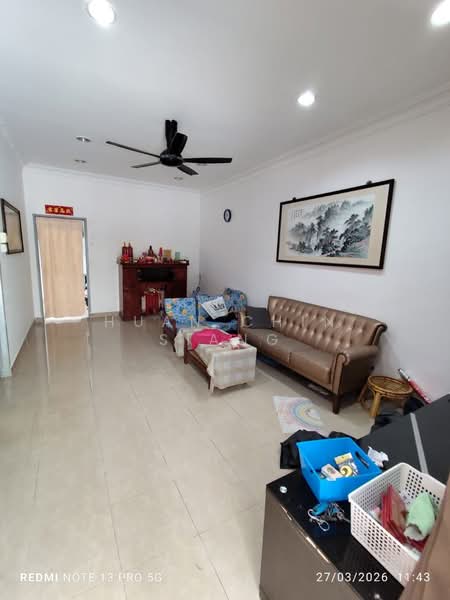 1-storey Terraced House for Rent in Taman Abad (Johor Bahru) - Huan Chin Siang - Living Room - PropertyGuru.com.my