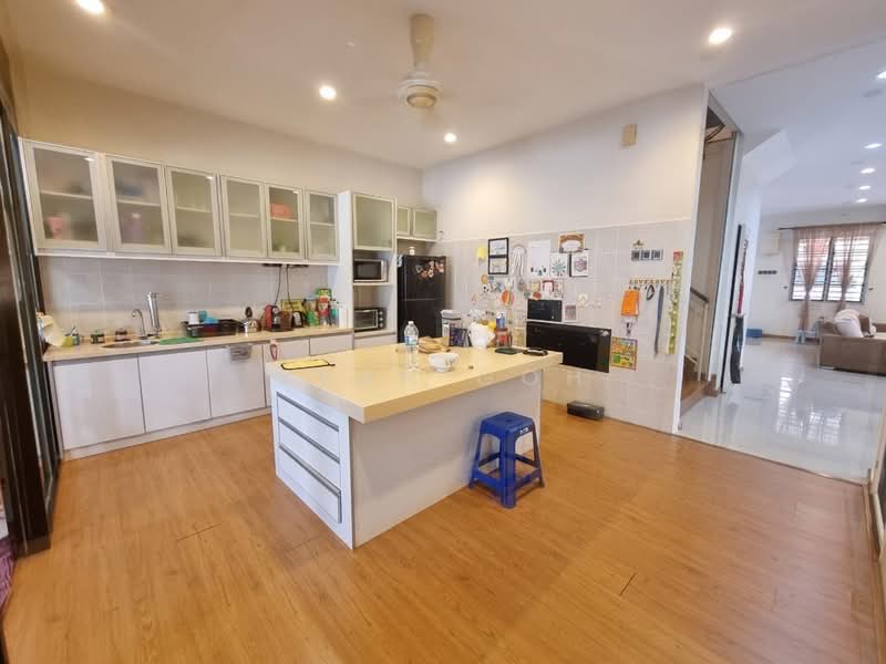 Rumah Berkembar untuk Dijual di Bandar Nusaputra (Puchong) - Evan Goh - Kitchen - PropertyGuru.com.my