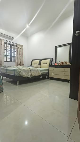 LORONG JELUTONG BATU LANCHANG untuk Untuk Dijual - RM 1,200,000, Mac 2026 - Bedroom - PropertyGuru.com.my