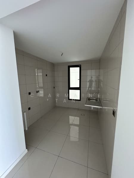 Servis Apartment untuk Dijual di Duta Park Residences - Charmaine Tan - Kitchen - PropertyGuru.com.my