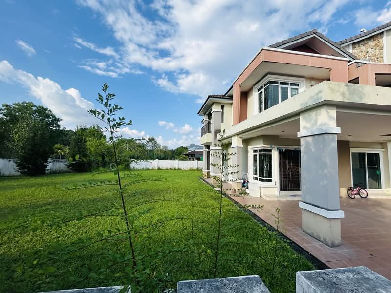 Semi-Detached House for Sale in Bandar Seri Botani (Simpang Pulai) - Connie Lai - Exterior - PropertyGuru.com.my