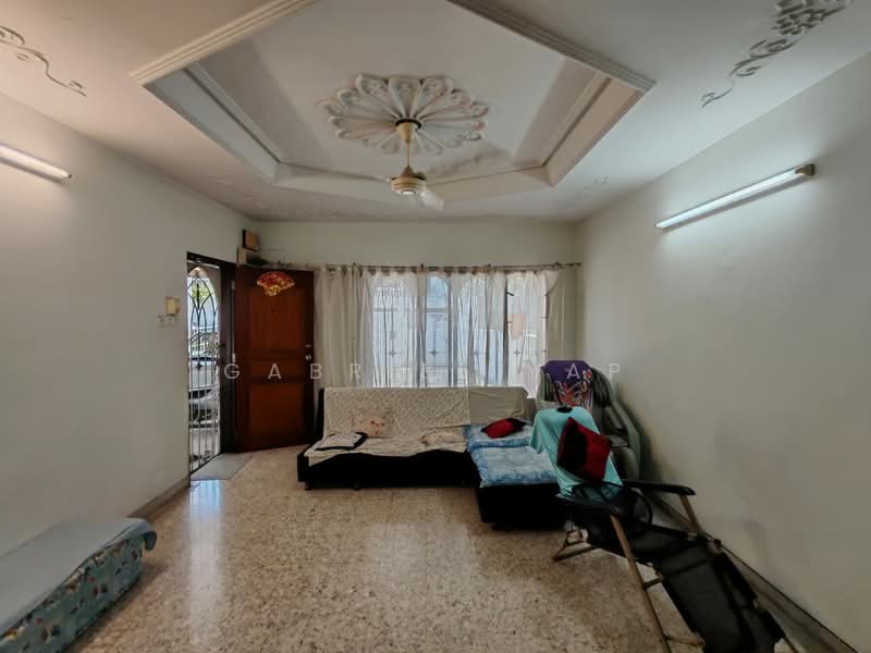 2-storey Terraced House for Sale in Damansara Jaya (Petaling Jaya) - Gabriel Yap - Living Room - PropertyGuru.com.my
