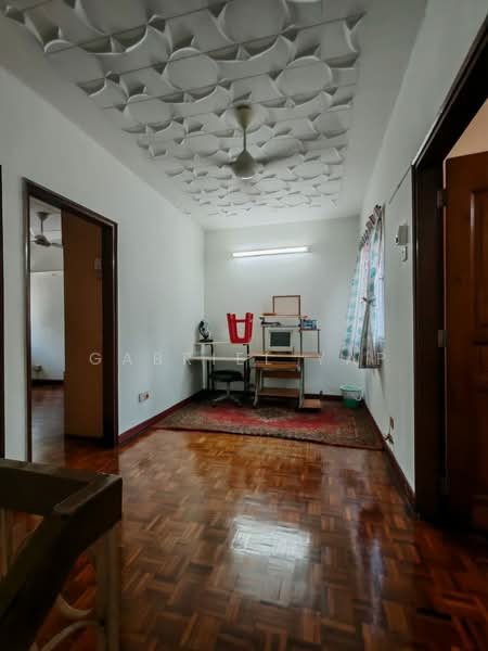 2-storey Terraced House for Sale in Damansara Jaya (Petaling Jaya) - Gabriel Yap - Study - PropertyGuru.com.my