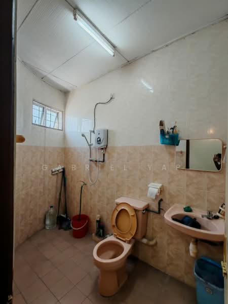 2-storey Terraced House for Sale in Damansara Jaya (Petaling Jaya) - Gabriel Yap - Bathroom - PropertyGuru.com.my