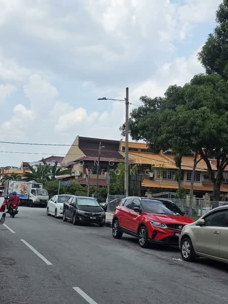 2-storey Terraced House for Sale in Taman Wahyu (Batu Caves) - Seong Mau Cheong - Exterior - PropertyGuru.com.my