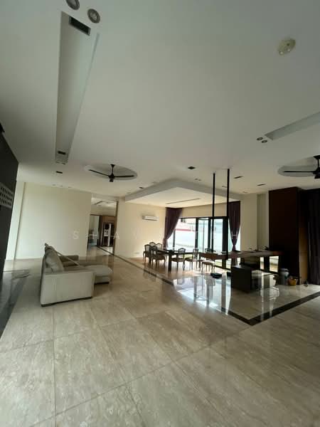 Bungalow for Rent in Petaling Jaya (Selangor) - Shawn Teh - Living Room - PropertyGuru.com.my