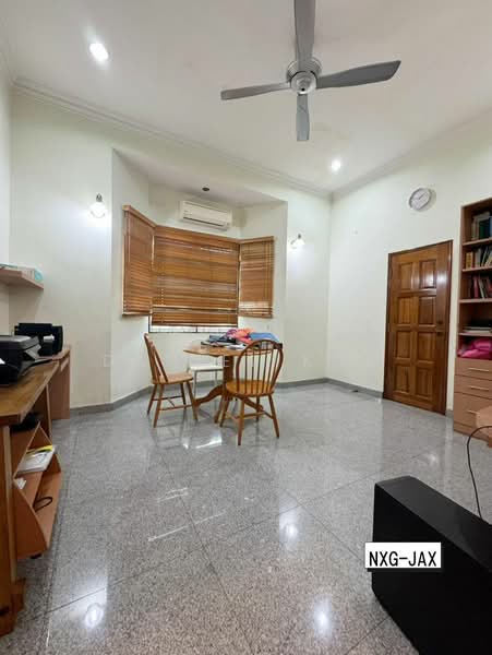Bungalow for Sale in Taman Eng Ann (Klang) - Daniel Kok - Living Room - PropertyGuru.com.my