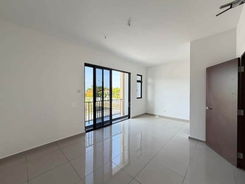 Terraced House for Sale in Bandar Dato Onn (Tebrau) - Gerald Ng - Living Room - PropertyGuru.com.my