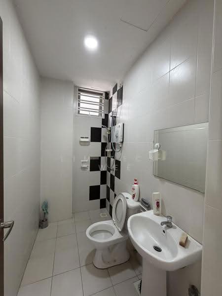 Kondominium untuk Dijual di The Tropicana Residence - Lim Teck Swee - Bathroom - PropertyGuru.com.my