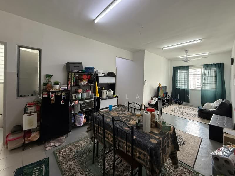 For Sale - De Cendana