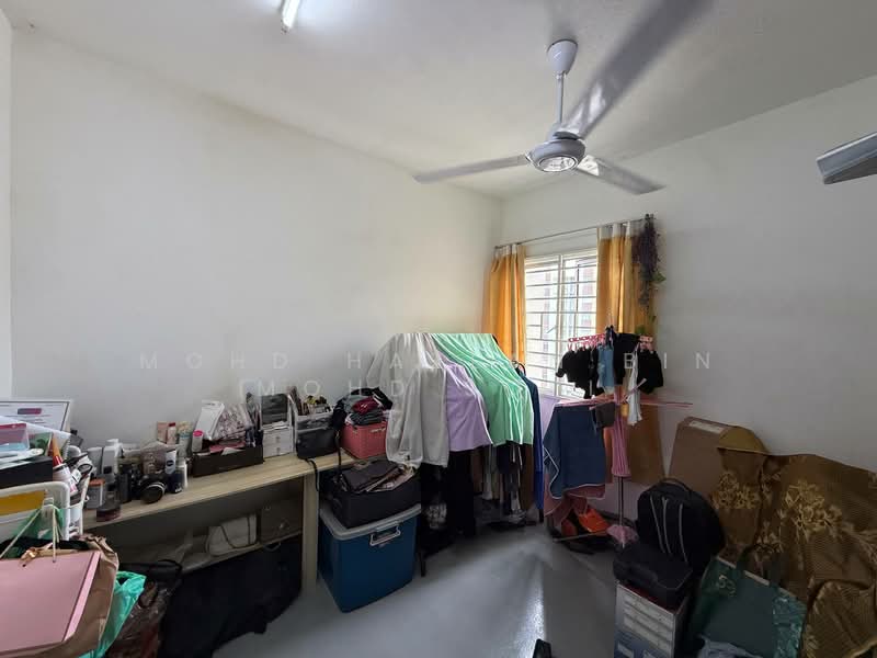 For Sale - De Cendana