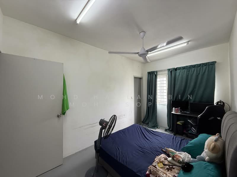 For Sale - De Cendana