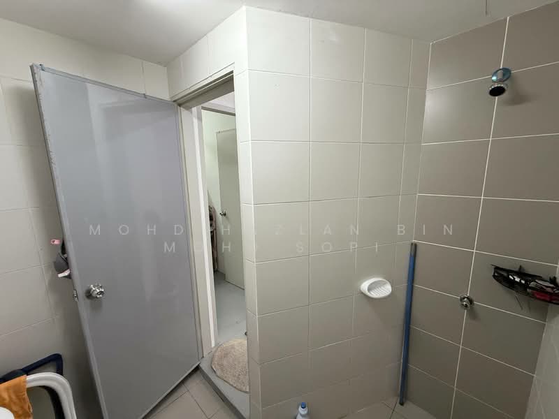 For Sale - De Cendana