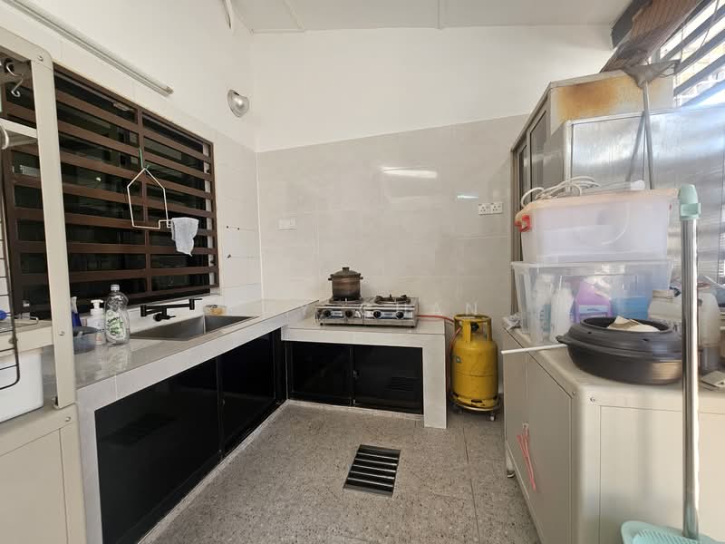 Taman Desa untuk Untuk Dijual - RM 1,700,000, Mac 2026 - Kitchen - PropertyGuru.com.my