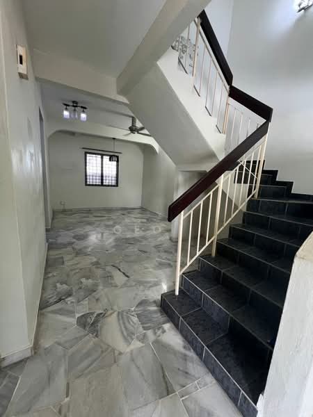 Section 6 @ Kota Damansara untuk Untuk Dijual - RM 800,000, Mac 2026 - Dining Place - PropertyGuru.com.my