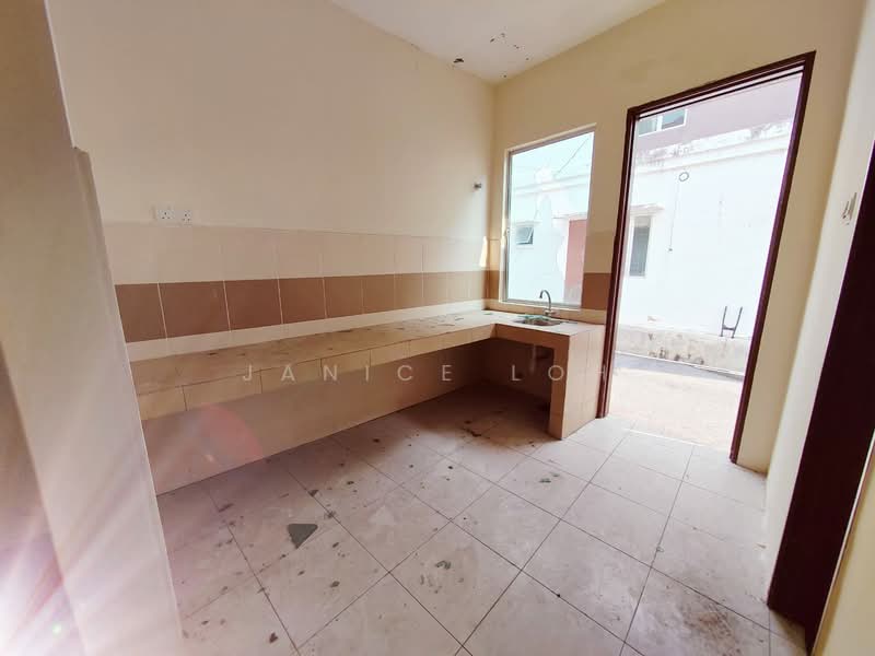 2-storey Terraced House for Sale in Senawang (Negeri Sembilan) - Janice Loh - Kitchen - PropertyGuru.com.my