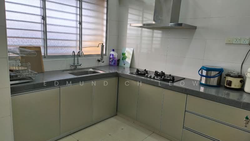 22x70 Indah Residence Kemuning Utama Double Storey House untuk Untuk Disewa - RM 2,200 /bulan, Apr 2026 - Kitchen - PropertyGuru.com.my