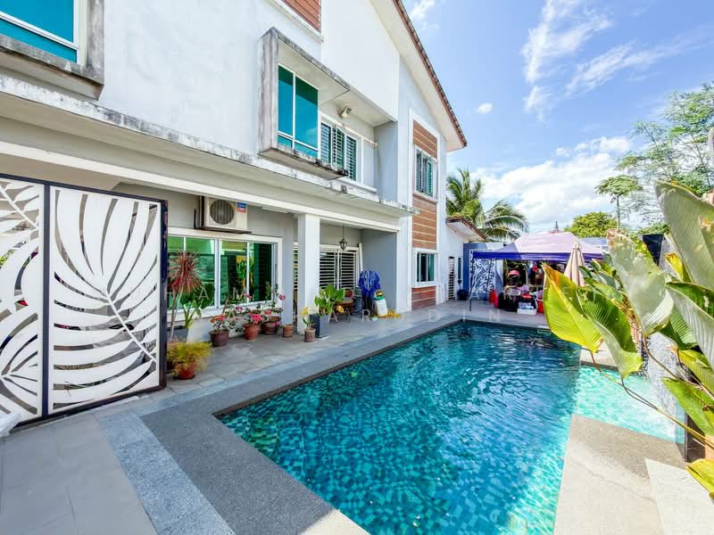 Bandar Tasik Kesuma untuk Untuk Dijual - RM 780,000, Mac 2026 - Exterior - PropertyGuru.com.my