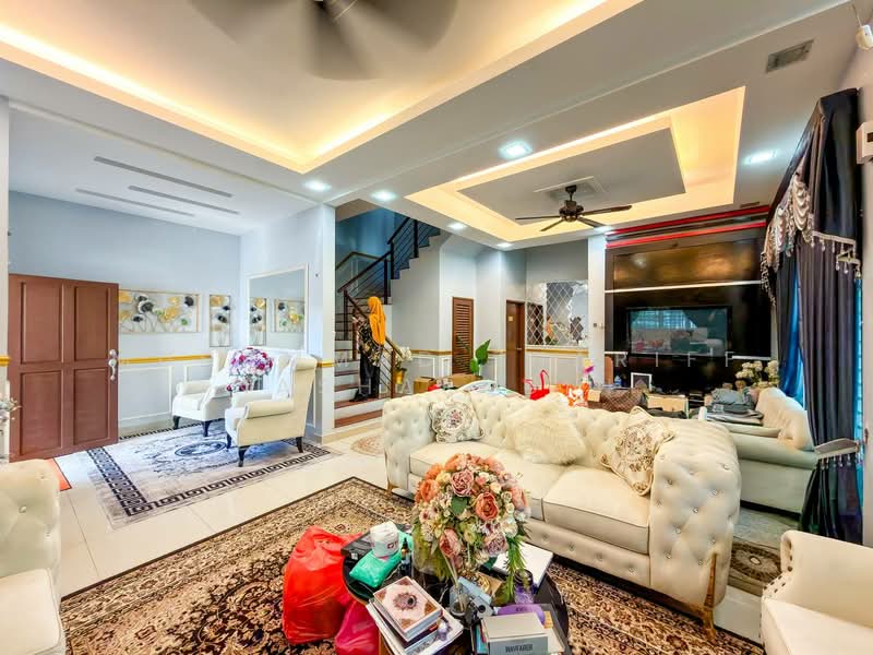 Bandar Tasik Kesuma untuk Untuk Dijual - RM 780,000, Mac 2026 - Living Room - PropertyGuru.com.my