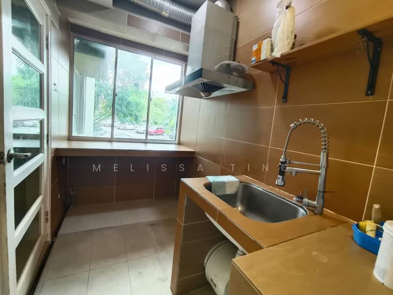 Condominium for Sale at Seri Hijauan - Melissa Ting - Kitchen - PropertyGuru.com.my