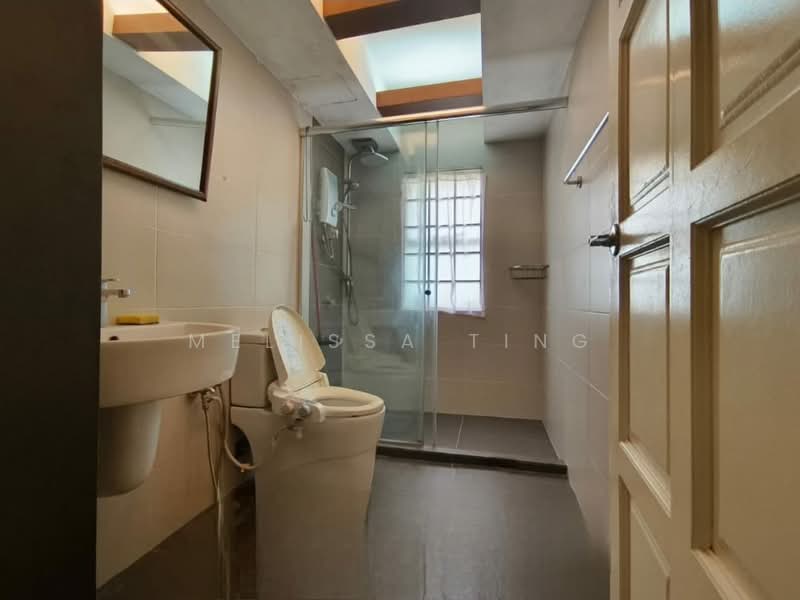 Condominium for Sale at Seri Hijauan - Melissa Ting - Bathroom - PropertyGuru.com.my