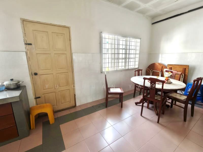 2-storey Terraced House for Sale in Melaka (Melaka) - Yu Chuan Yau - Dining Room - PropertyGuru.com.my