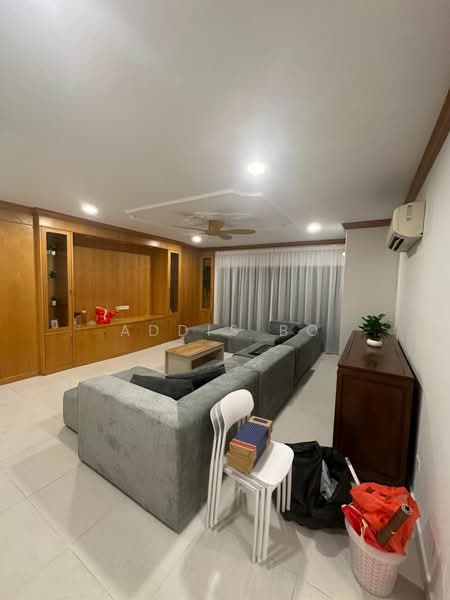 Evergreen Park Scot Pine untuk Untuk Disewa - RM 900 /bulan, Mac 2026 - Living Room - PropertyGuru.com.my