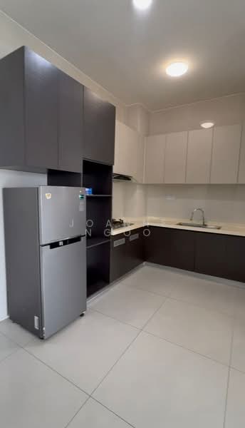 Condominium for Sale at Bay Point @ Country Garden Danga Bay - Joanne Ngoo - Kitchen - PropertyGuru.com.my