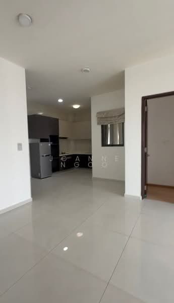 Condominium for Sale at Bay Point @ Country Garden Danga Bay - Joanne Ngoo - Kitchen - PropertyGuru.com.my