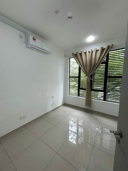 Apartment for Sale at Austin Regency (Pangsapuri Austin Perdana) - ZK Loke - Bedroom - PropertyGuru.com.my