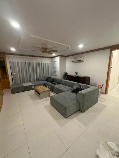 Untuk Disewa - Evergreen Park Scot Pine