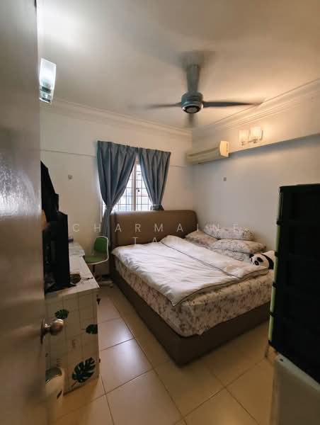 Service Residence for Sale at Beverly Tower @ Plaza Medan Putra - Charmaine Tan - Bedroom - PropertyGuru.com.my