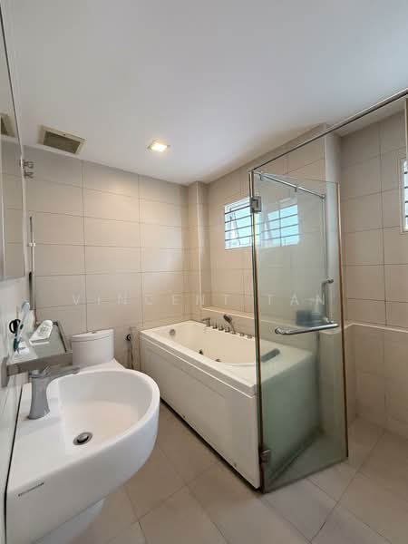 2-storey Terraced House for Sale in Bandar Sri Damansara (Selangor) - Vincent Tan - Bathroom - PropertyGuru.com.my
