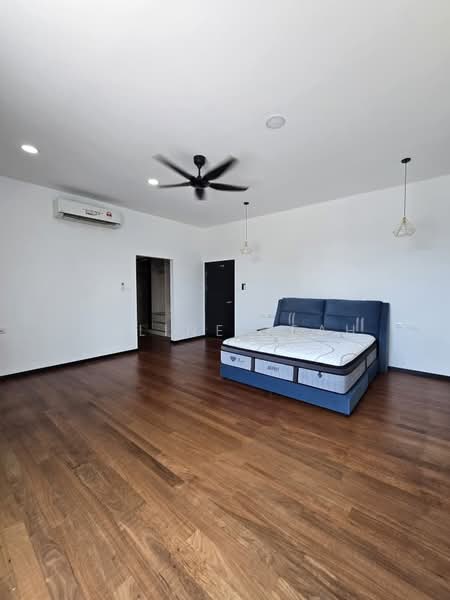 Taman Manikar Bungalow untuk Untuk Disewa - RM 16,000 /bulan, Mac 2026 - Bedroom - PropertyGuru.com.my