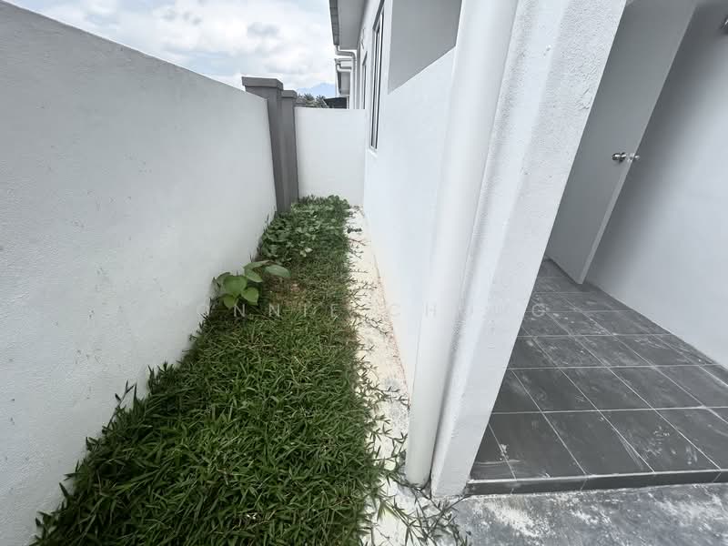 DOUBLE STOREY @ TAMAN BAKTI YNS untuk Untuk Dijual - RM 630,000, Apr 2026 - Exterior - PropertyGuru.com.my