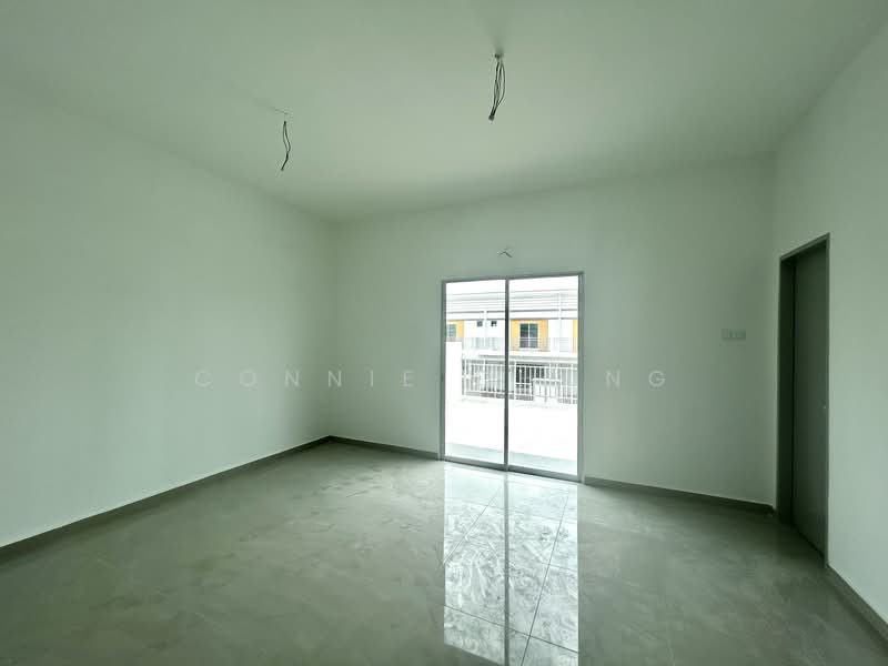DOUBLE STOREY @ TAMAN BAKTI YNS untuk Untuk Dijual - RM 630,000, Apr 2026 - Interior - PropertyGuru.com.my