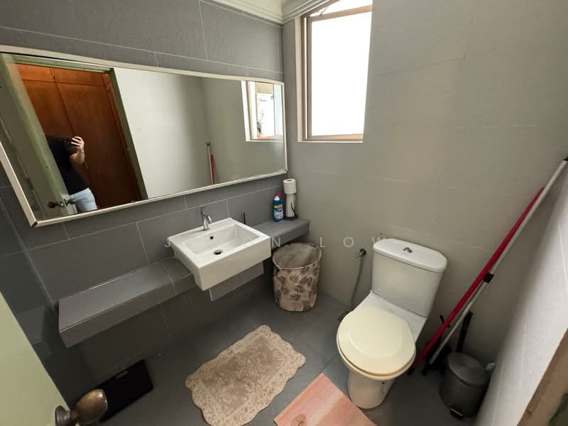 Ritze Perdana 1 untuk Untuk Disewa - RM 1,699 /bulan, Mac 2026 - Bathroom - PropertyGuru.com.my