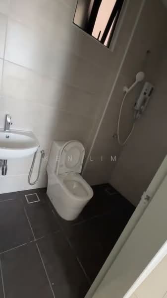 Service Residence for Rent at B11 Parkland Residence - Ken Lim - Bathroom - PropertyGuru.com.my