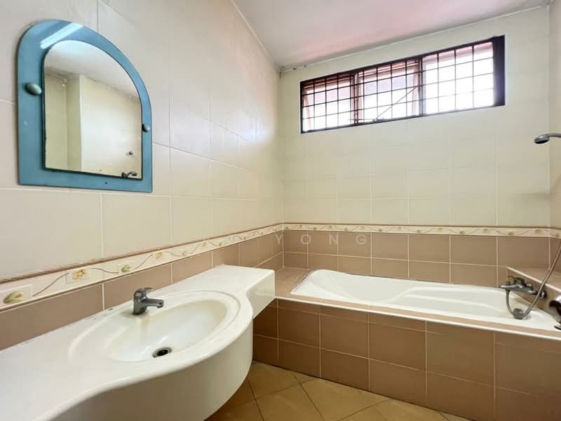 Usj 1 untuk Untuk Dijual - RM 818,000, Mac 2026 - Bathroom - PropertyGuru.com.my
