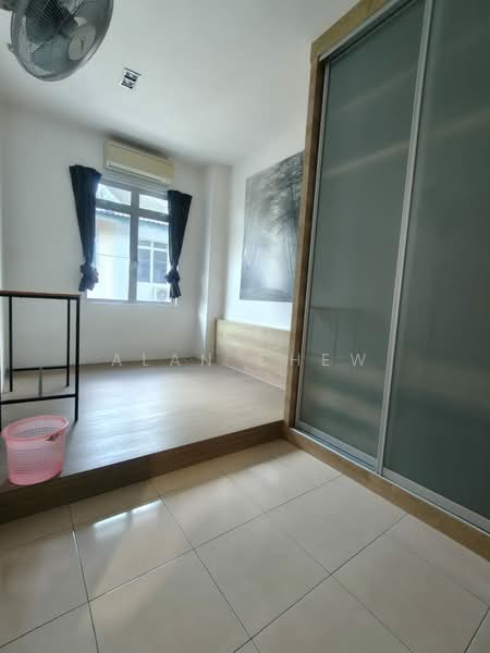 2-storey Terraced House for Sale in Austin Perdana (Tebrau) - Alan Chew - Bedroom - PropertyGuru.com.my