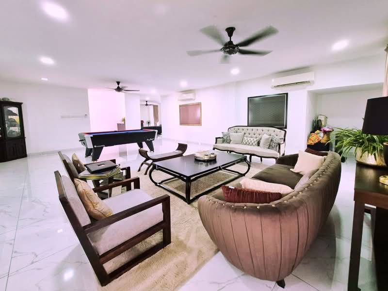 Bungalow for Sale in Seksyen 8 (Shah Alam) - Ali Idris - Living Room - PropertyGuru.com.my