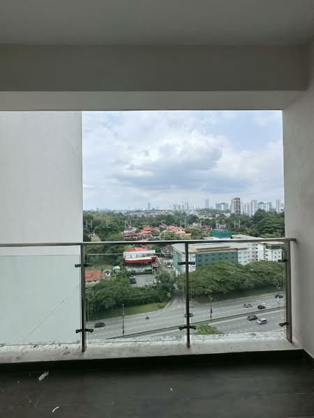 Bay Point @ Country Garden Danga Bay - 4