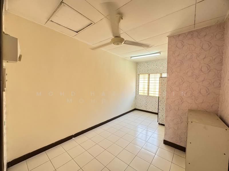 2-storey Terraced House for Sale in Taman Bukit Subang (Shah Alam) - Mohd Hazlan bin Mohd Sopi - PropertyGuru.com.my