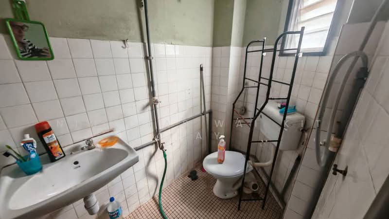 Pinang 1B Gallery 1E untuk Untuk Dijual - RM 290,000, Mac 2026 - Bathroom - PropertyGuru.com.my