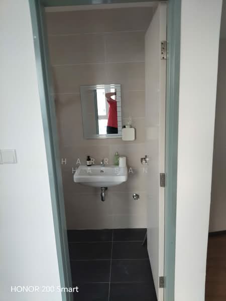 Service Residence for Rent at Pinnacle Sri Petaling - Harry H. Hassan - Bathroom - PropertyGuru.com.my