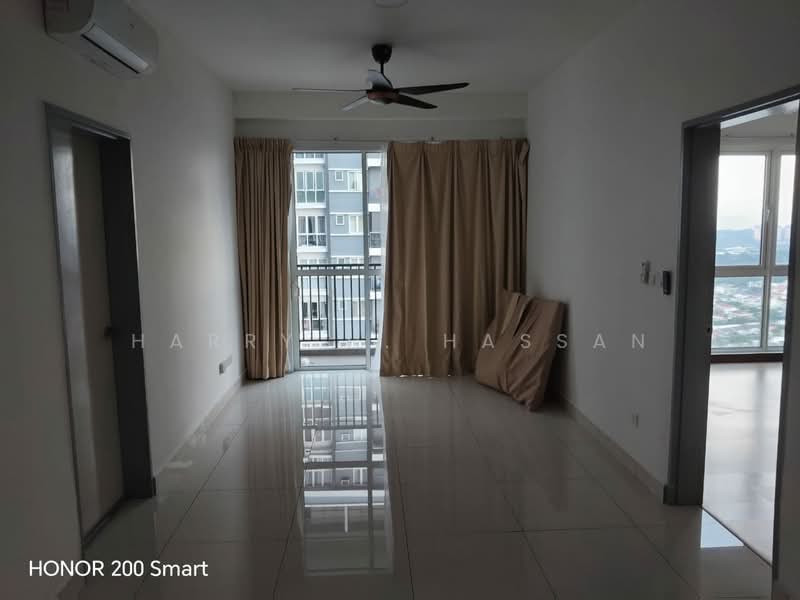 Service Residence for Rent at Pinnacle Sri Petaling - Harry H. Hassan - Living Room - PropertyGuru.com.my