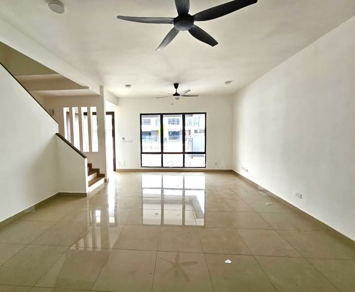 2-storey Terraced House for Rent in Shah Alam (Selangor) - md guna - Living Room - PropertyGuru.com.my