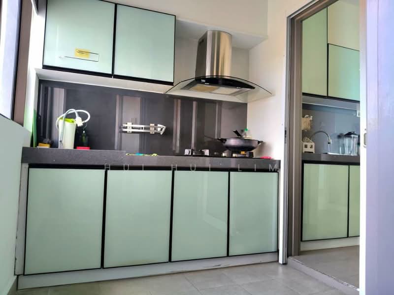 Service Residence for Sale at Seri Austin Residence (Pangsapuri Seri Austin) - Hui Hui Lim - Kitchen - PropertyGuru.com.my