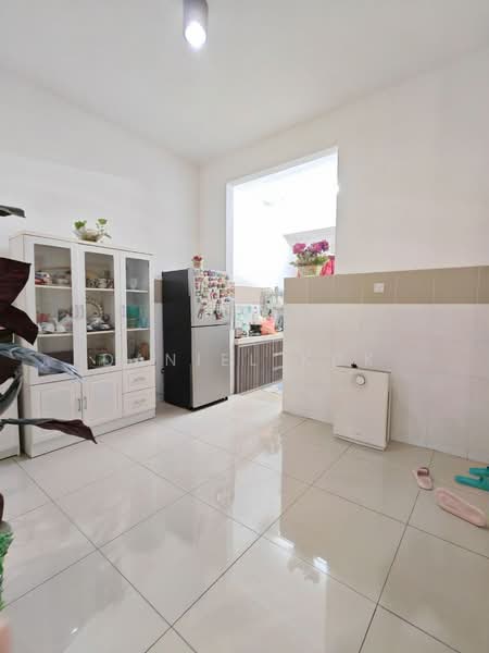 RM760k! 20x70ft! 4R4B! Good Condition Below Value Setia Indah 12 Setia Alam 2 Sty Terrace House untuk Untuk Dijual - RM 760,000, Apr 2026 - Kitchen - PropertyGuru.com.my